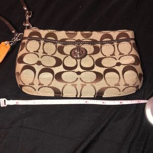 coach wristlet✨